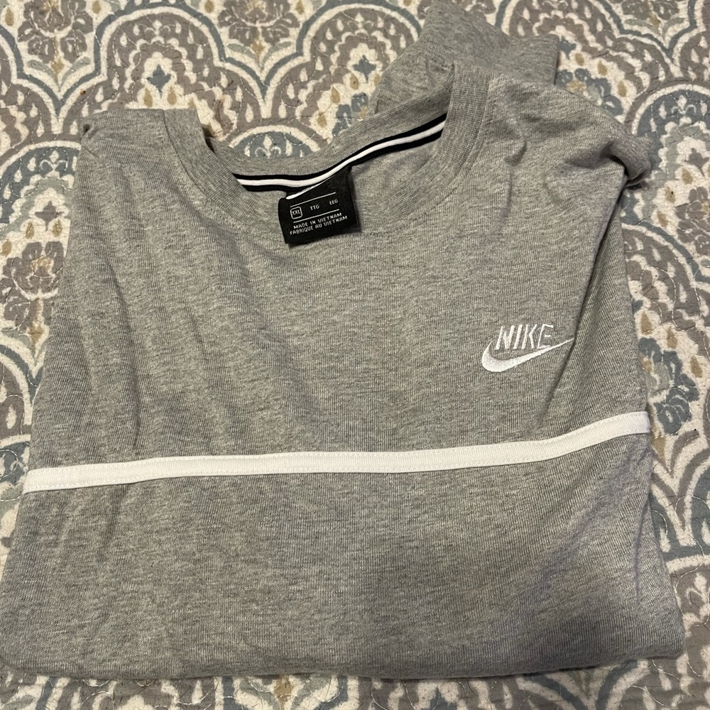 Nike cropped long sleeve